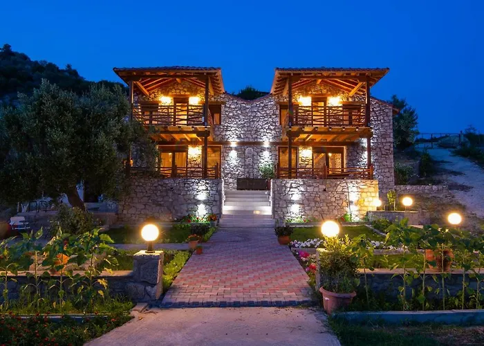 Amaryllis Apartments