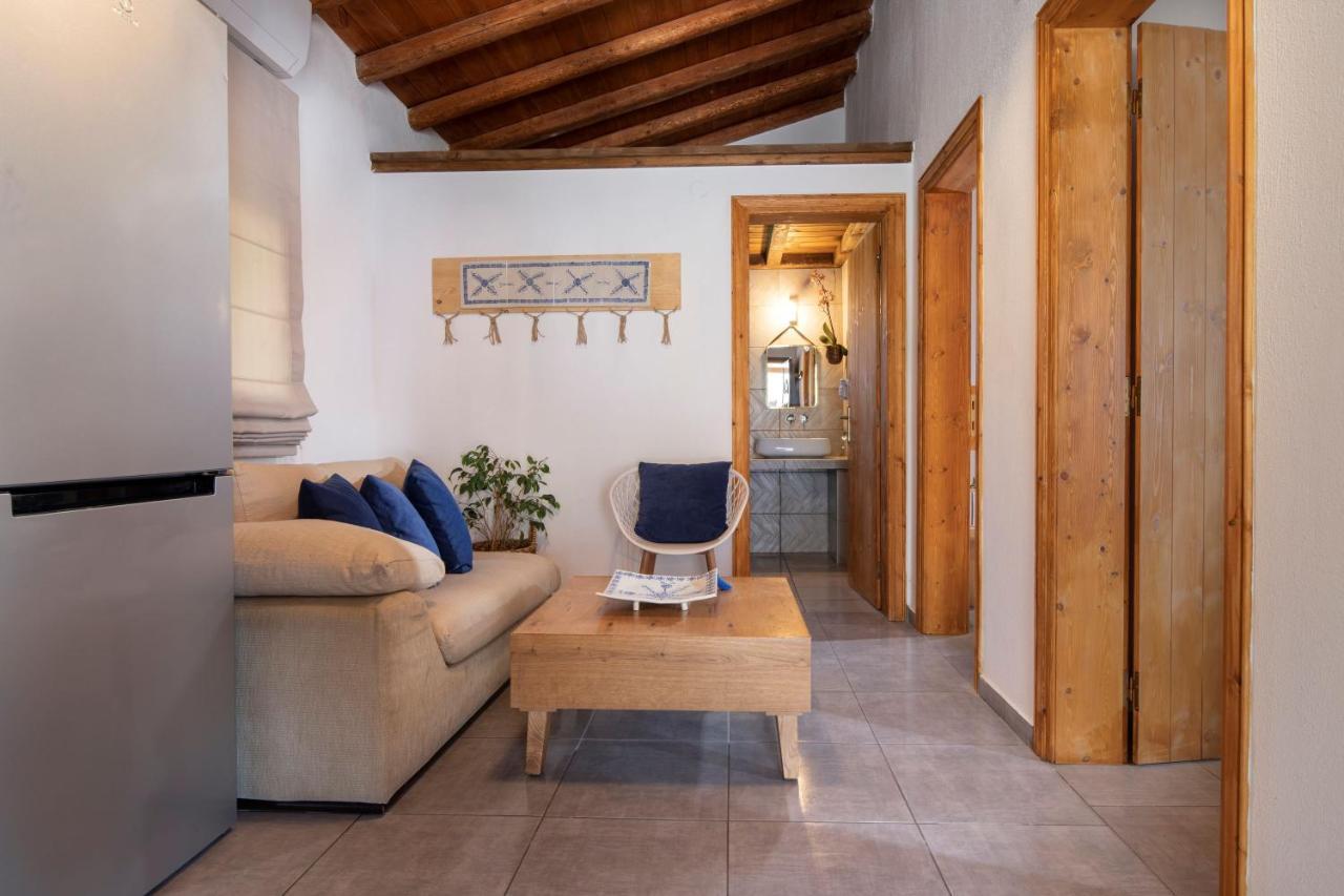 Holiday home Amaryllis Toroni
